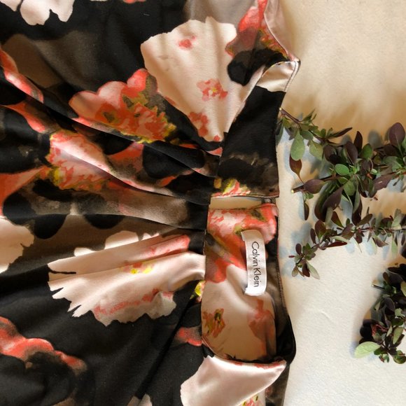 Calvin Klein Blouse - Picture 3 of 4